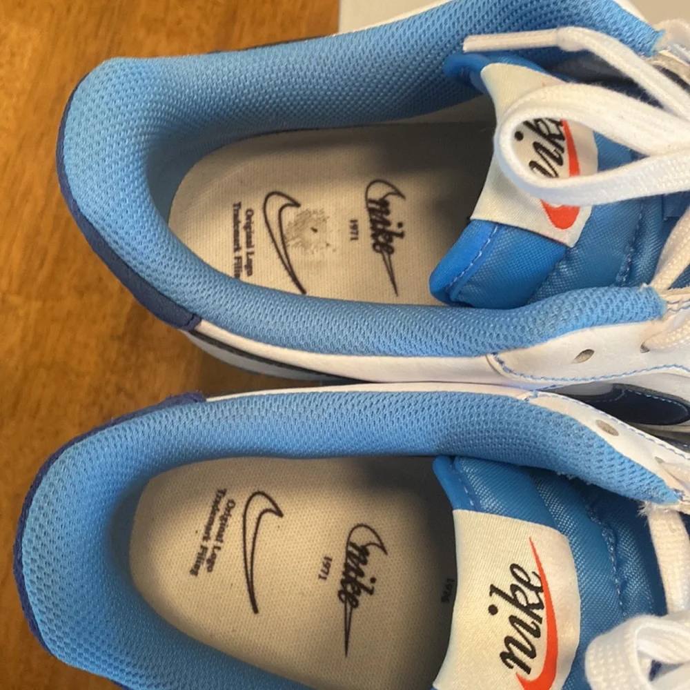 Air Force 1 (price FIRM) - Picture 3 of 6